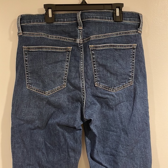 GAP Skinny, High-rise Jeans (Tall Ankle) - Picture 4 of 5